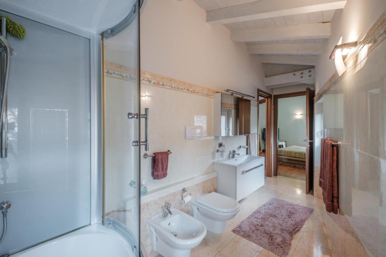 Apartmán Casa Dana Sale Marasino Exteriér fotografie
