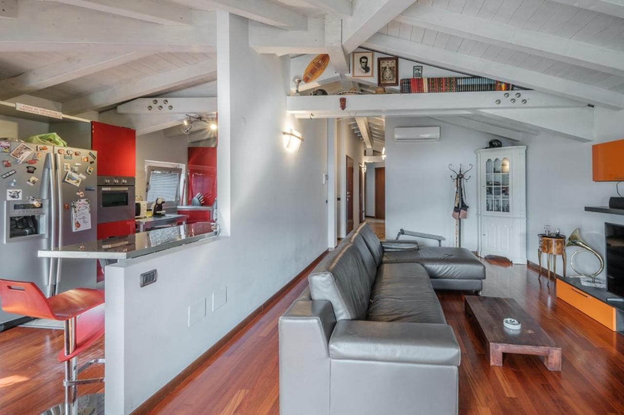 Apartmán Casa Dana Sale Marasino Exteriér fotografie